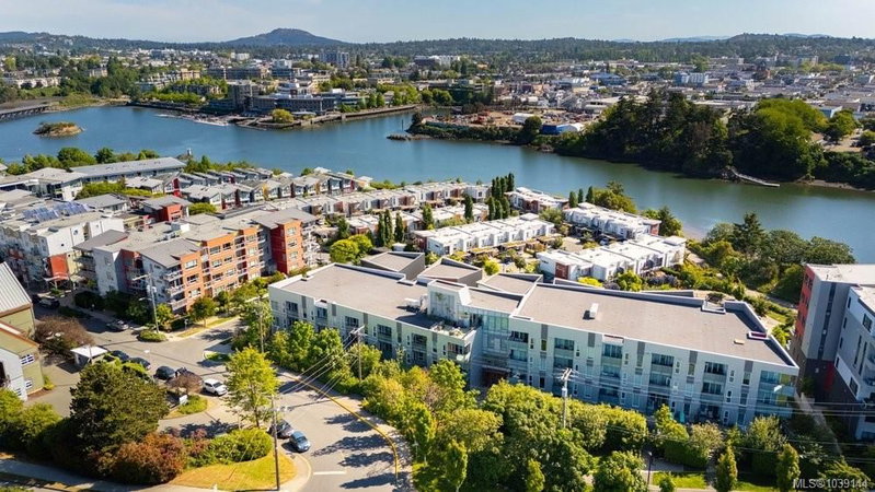 767 Tyee Rd ##316, Victoria, British Columbia