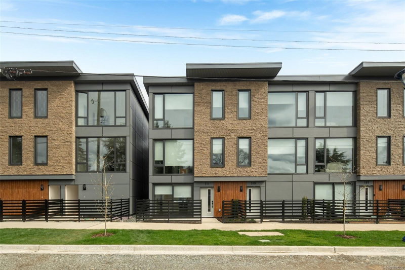 916 Orono Ave ##114, Langford, British Columbia