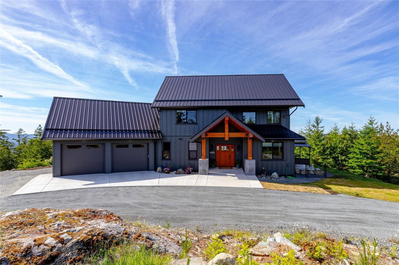 4650 Goldstream Heights Dr, Shawnigan Lake, British Columbia