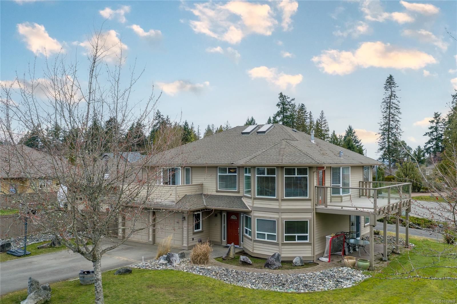 615 Chinook Ave