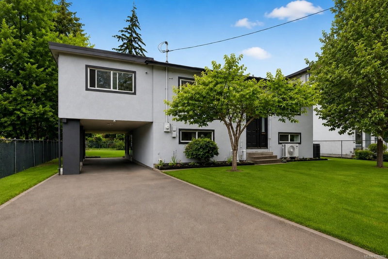 2728 Strathmore Rd, Langford, British Columbia