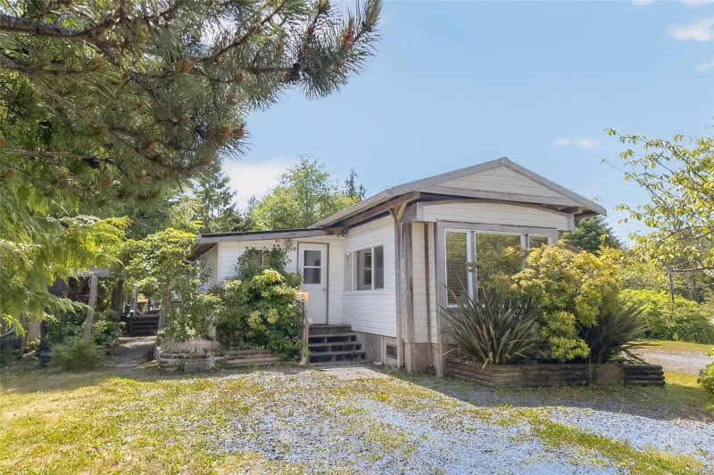 911 Campbell St ##16, Tofino, British Columbia