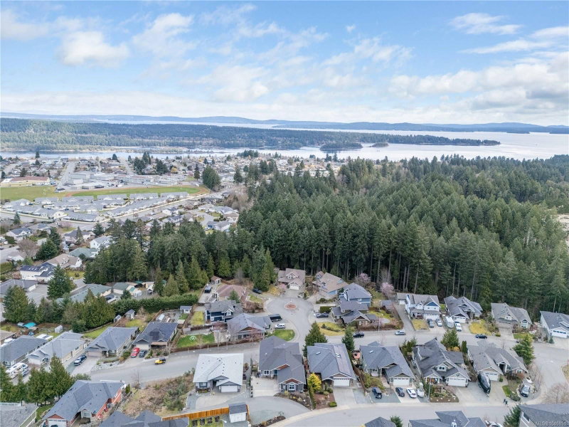 916 Hanington Rd, Ladysmith, British Columbia