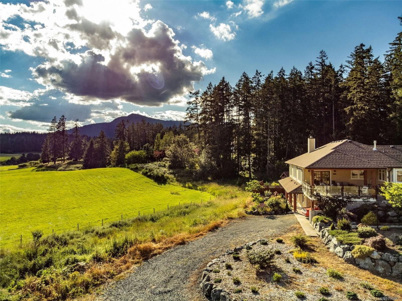 7000 Mays Rd, Duncan, British Columbia