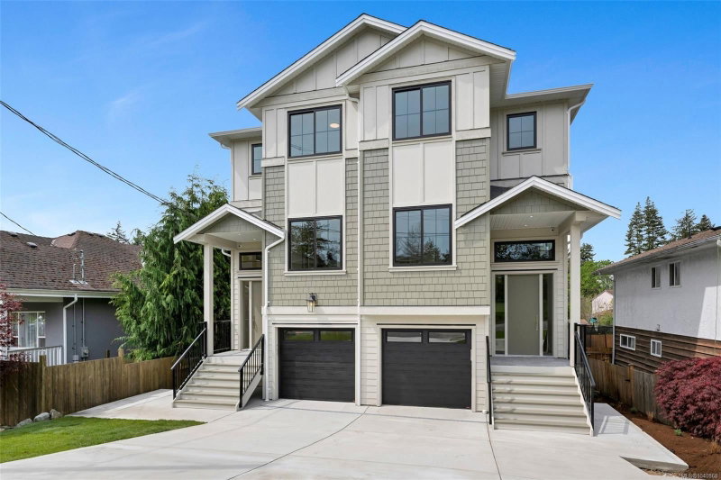 4016 Wiseton St ##D, Saanich, British Columbia