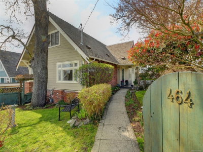 464 Stannard Ave, Victoria