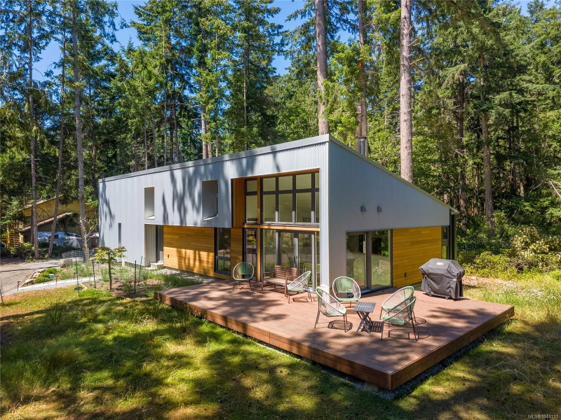 3786 Privateers Rd, Pender Island, British Columbia