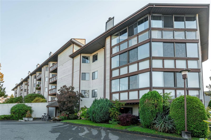 69 Gorge Rd W ##101, Saanich, British Columbia
