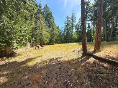1108 Pat Burns Ave, Gabriola Island