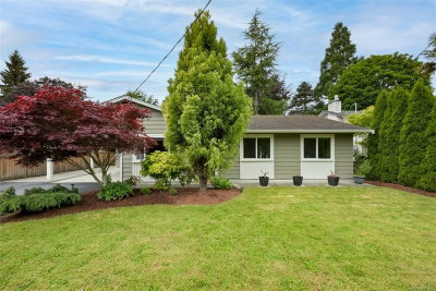 7662 Wallace Dr, Central Saanich