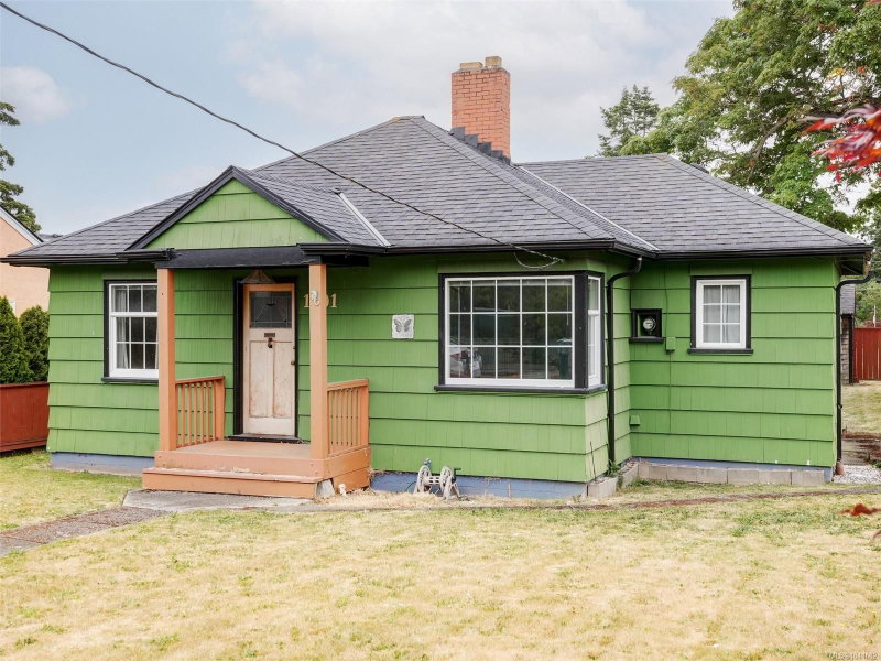 1501 Oakland Ave, Victoria, British Columbia