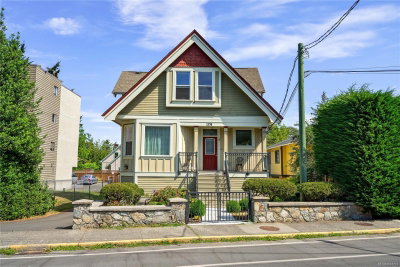#3 – 1376 Pandora Ave, Victoria