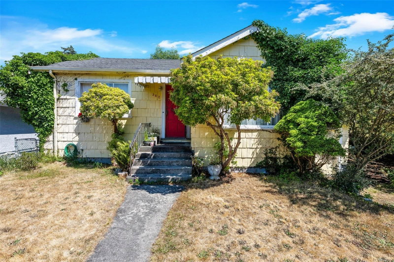 367 Foul Bay Rd, Victoria, British Columbia