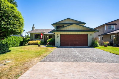 730 Viaduct Ave, Saanich
