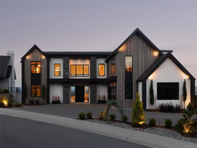 2371 Lairds Gate, Langford
