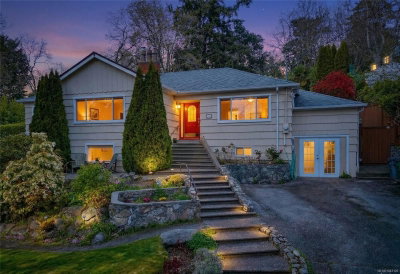 1184 Clovelly Terr, Saanich