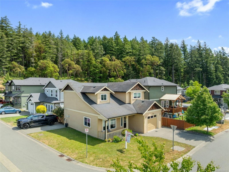 951 Kinglet Pl, Langford, British Columbia