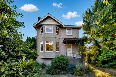 2726 Prior St, Victoria