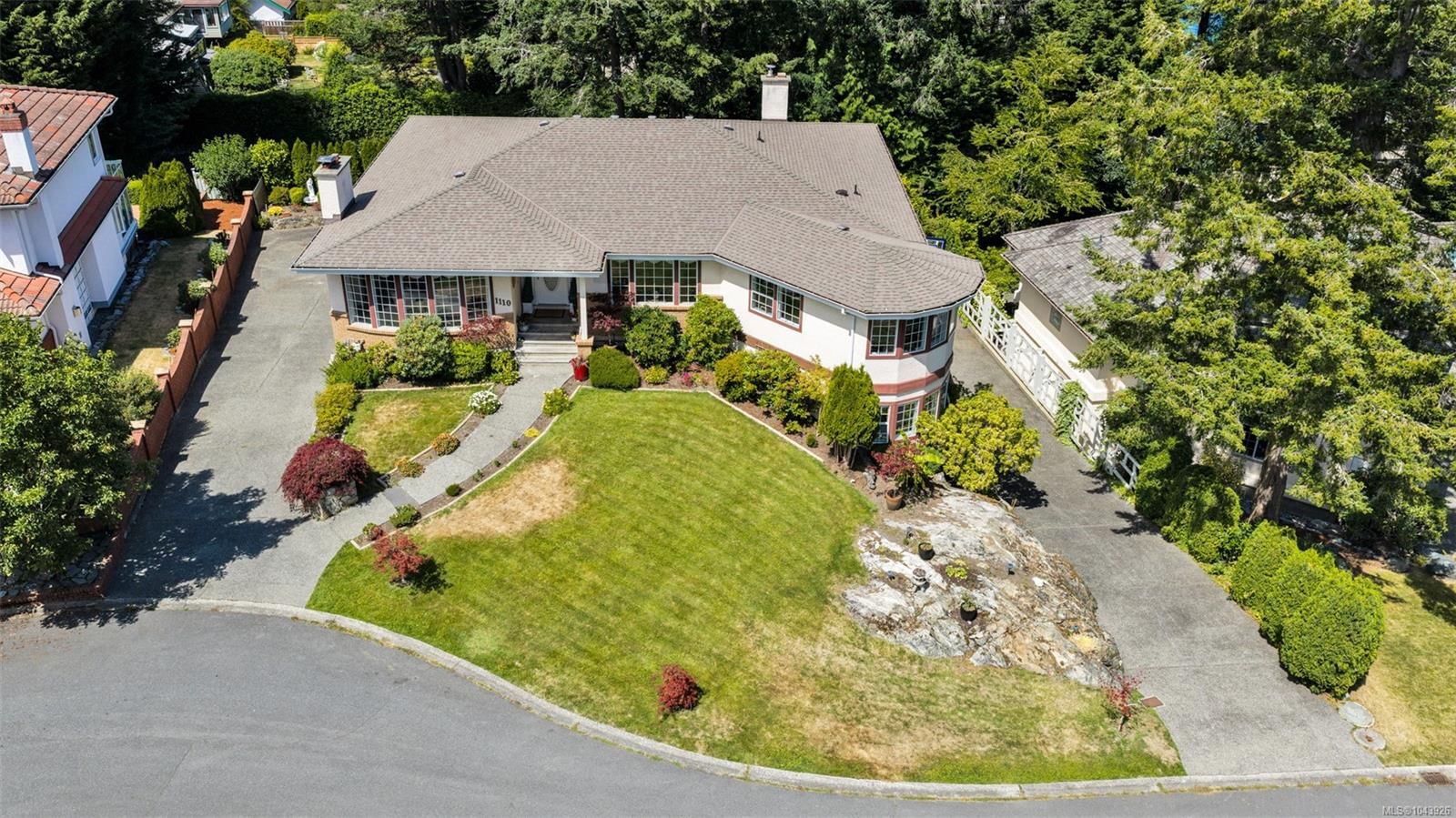 1110 Totem Lane