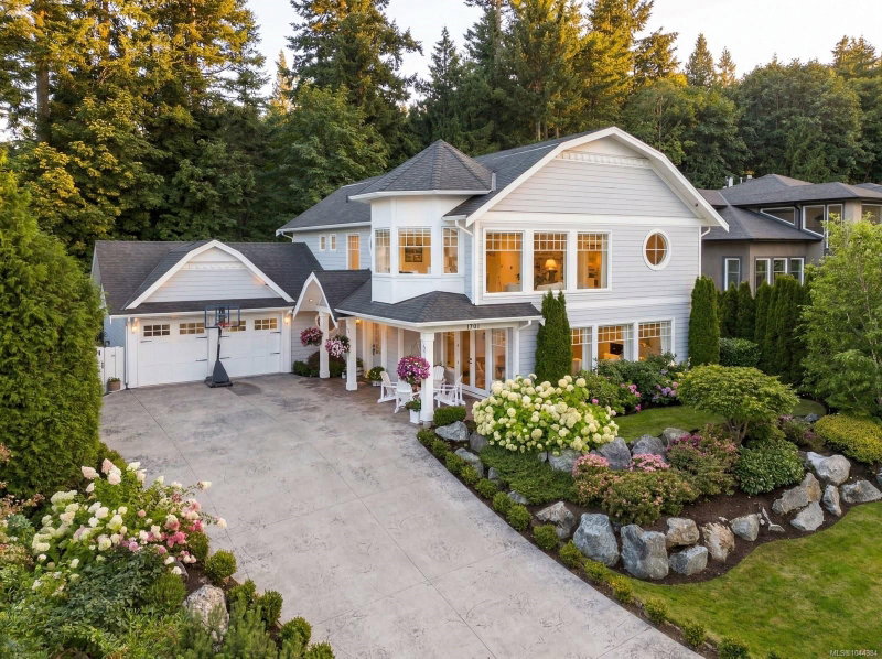 1701 Texada Terr, North Saanich, British Columbia
