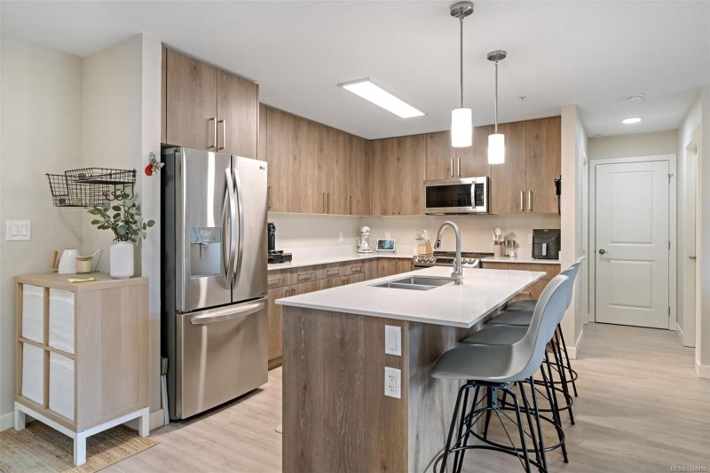 110 Presley Pl ##311, View Royal, British Columbia