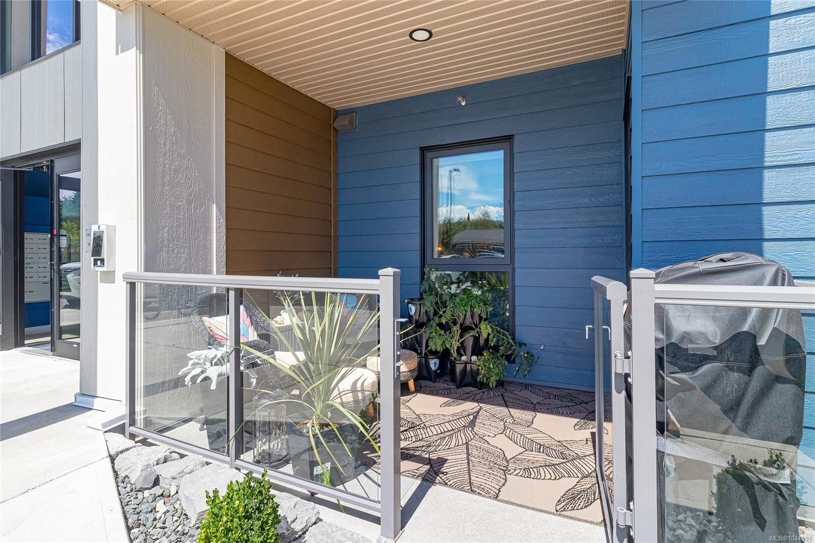 #106 120 Jensen Ave property photo