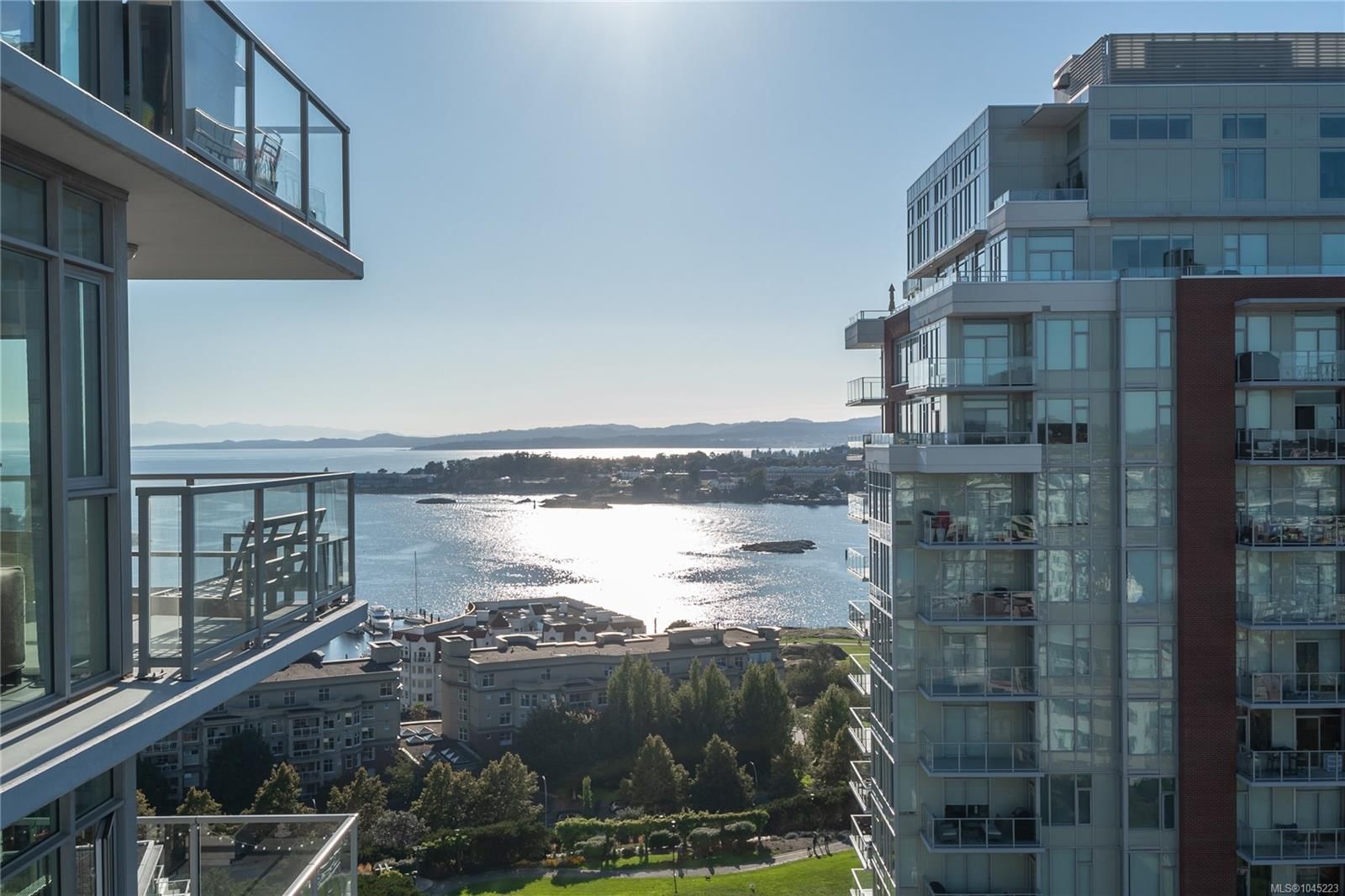 #1404 – 83 Saghalie Rd, Victoria