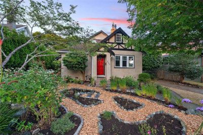 237 Wildwood Ave, Victoria
