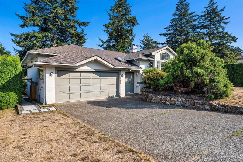 4205 Wakefield Pl, Saanich, British Columbia