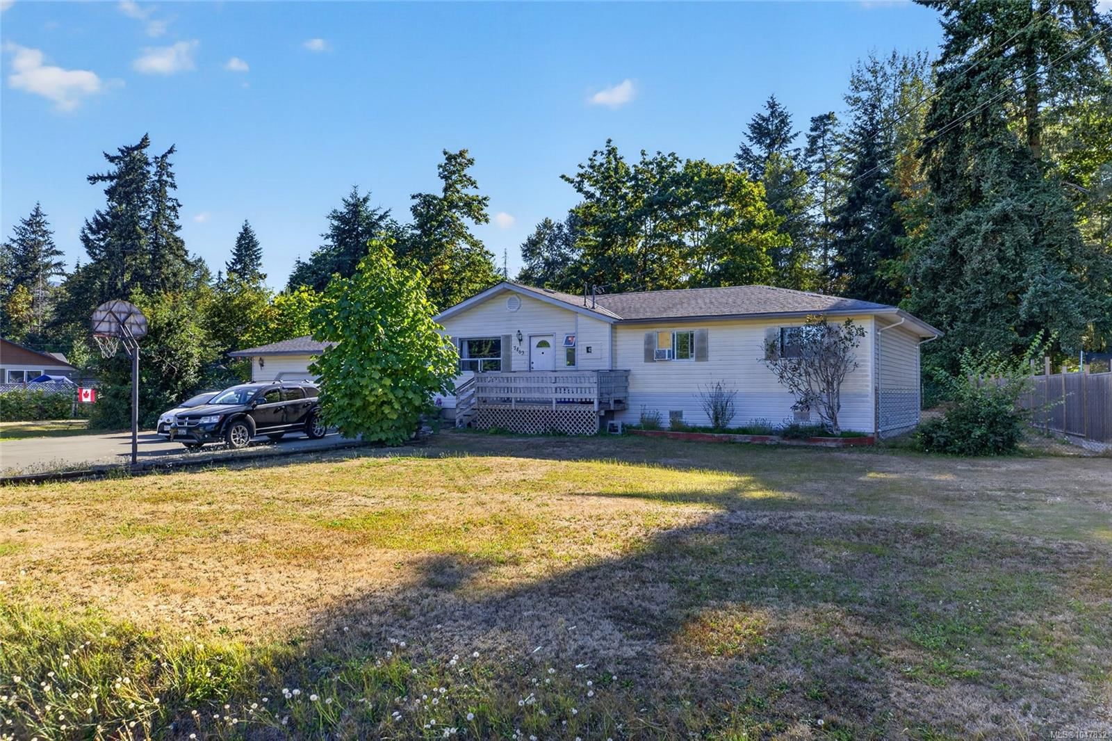 7463 Yake Rd property photo