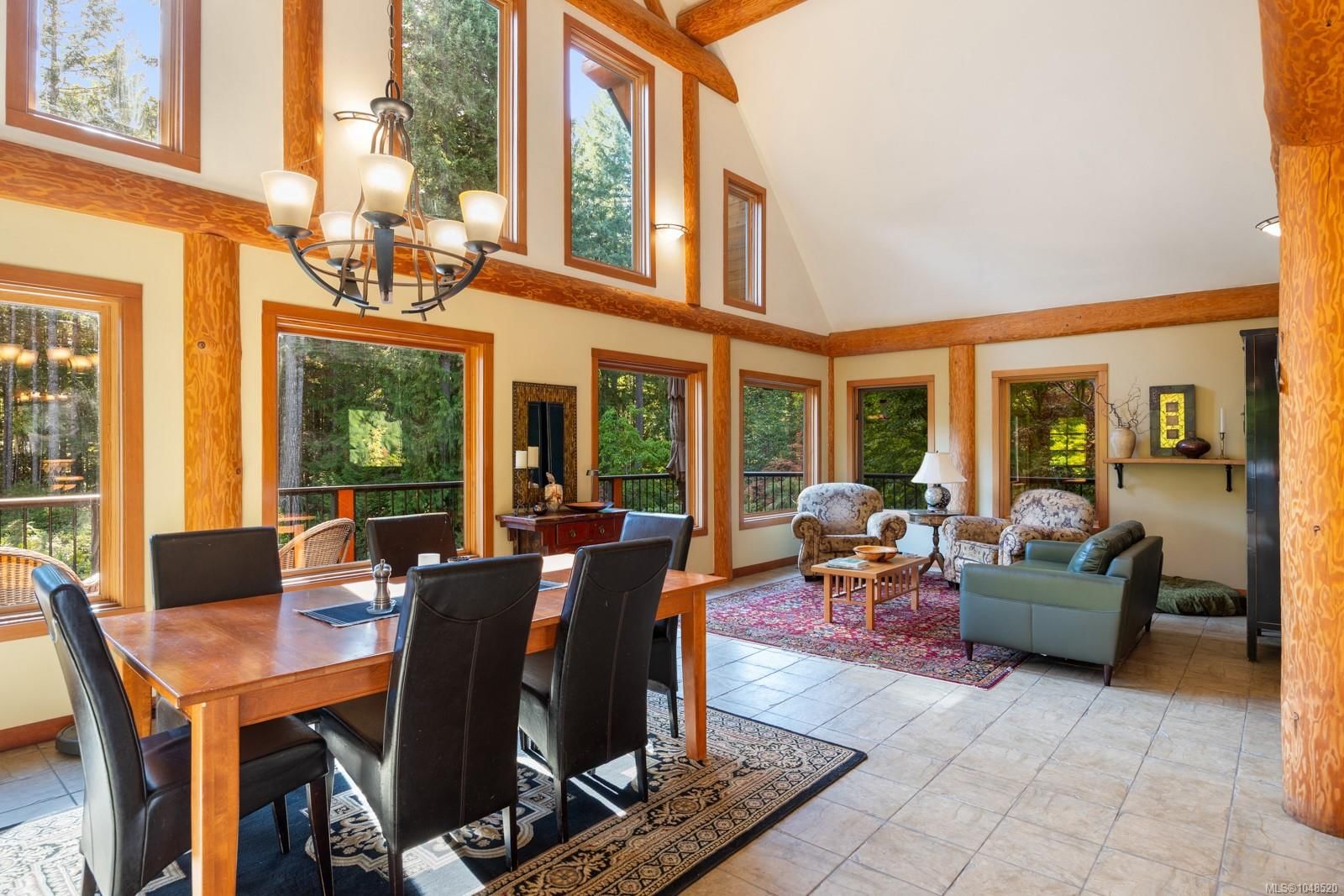 900 Spider Lake Rd property photo