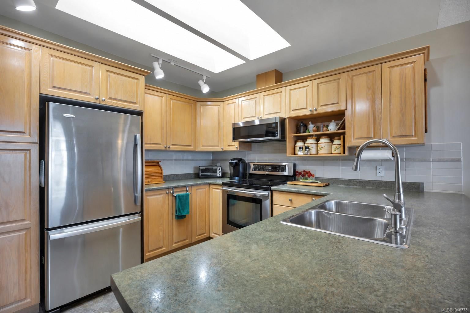 #13 4991 Bella Vista Cres property photo