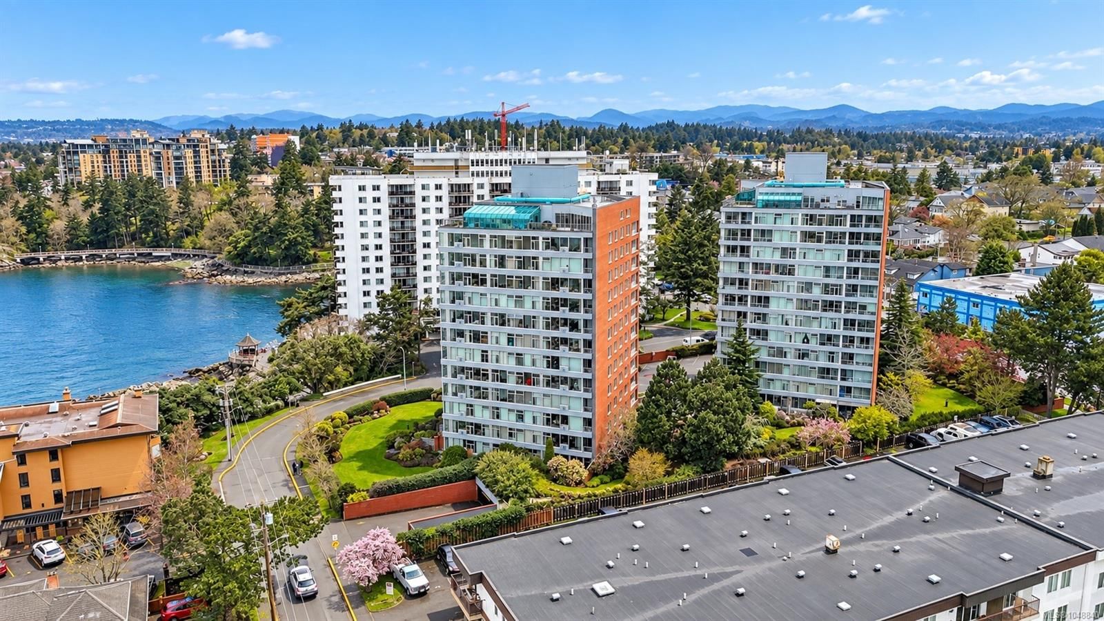 #705 – 325 Maitland St, Victoria