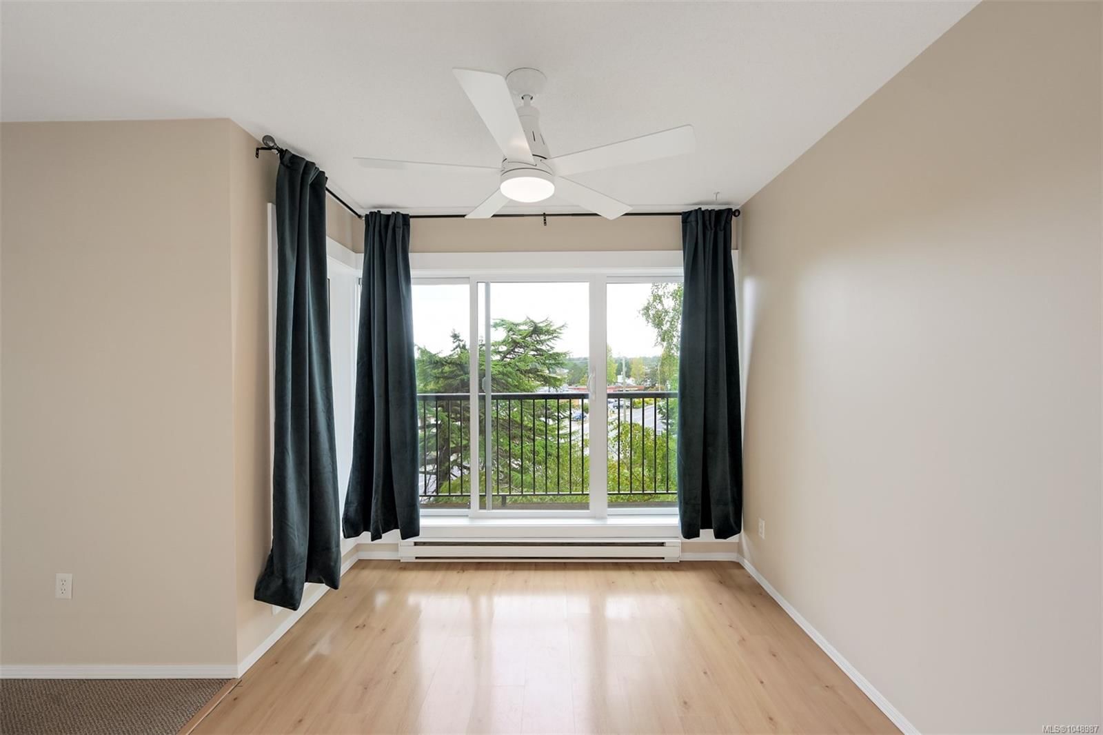 #201 4030 Quadra St property photo