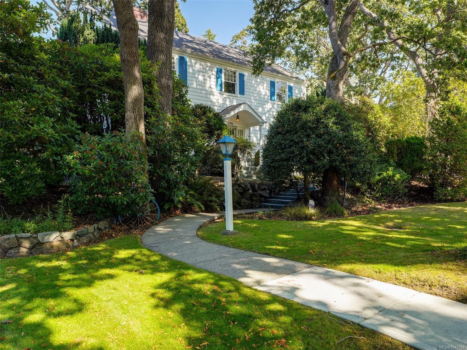 1310 Rockland Ave