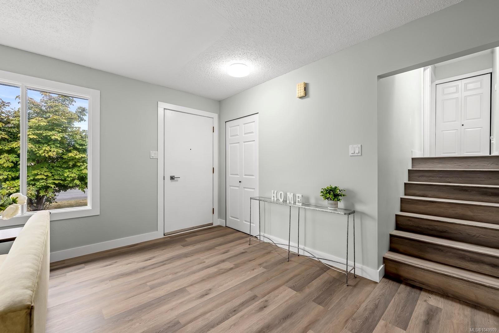 163 James St property photo
