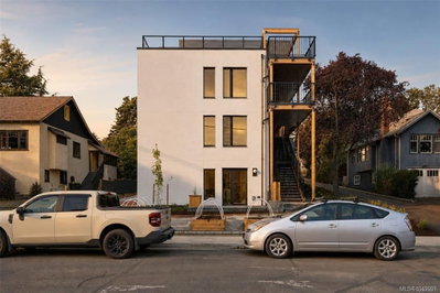#2 – 958 Wollaston St, Esquimalt