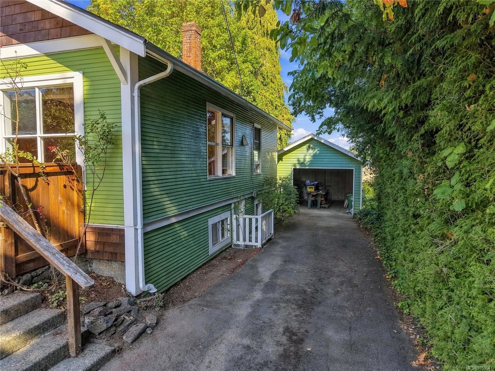 2943 Sherman Rd property photo