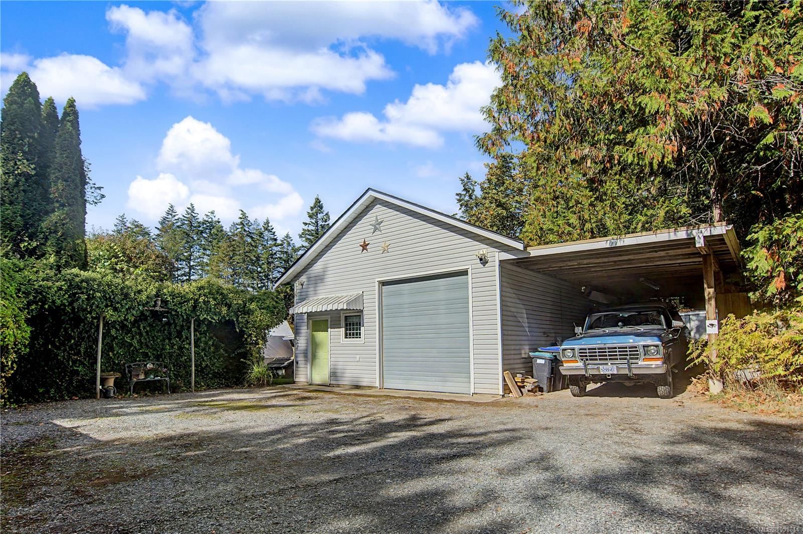 2060 Huddington Rd property photo