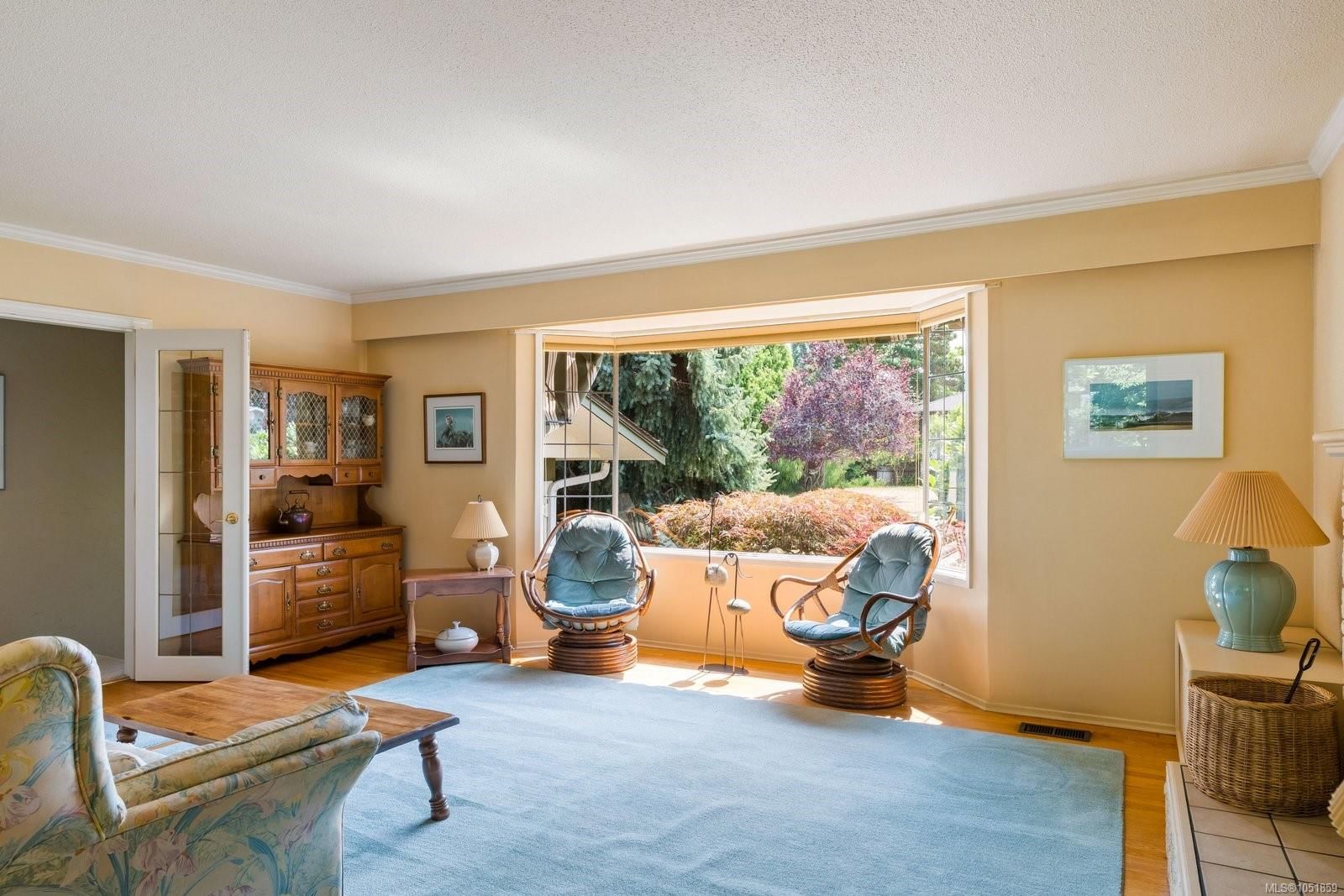 2045 San Rafael Cres property photo