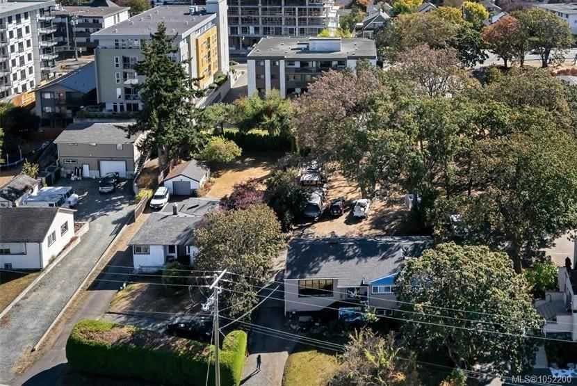 845 Old Esquimalt Rd property photo