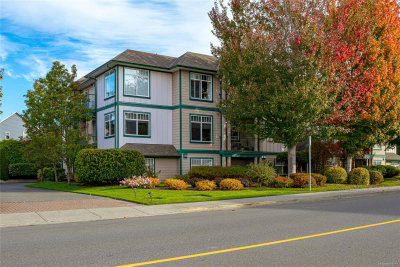 #102 – 2318 James White Blvd, Sidney