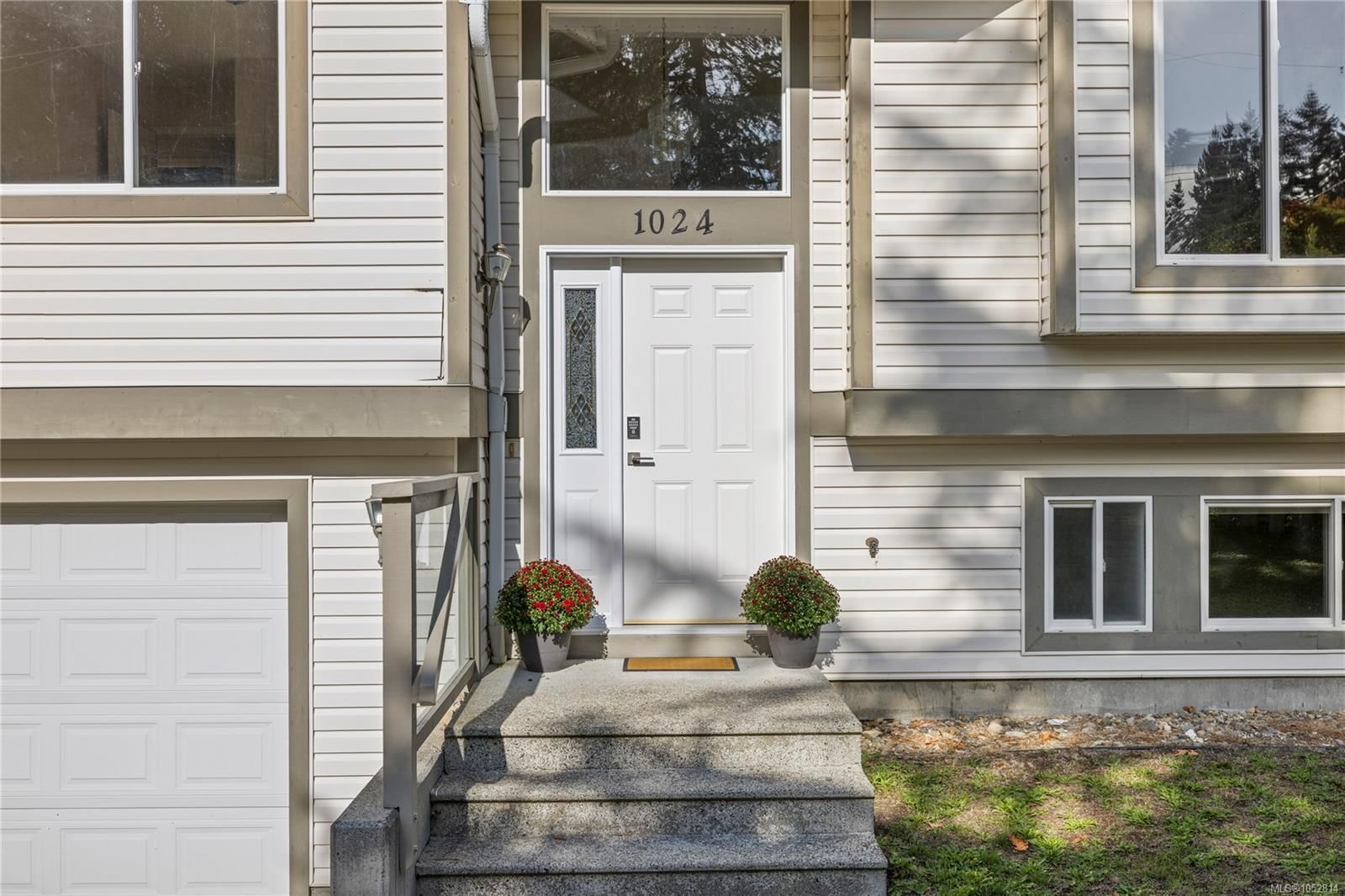 1024 Centre Cres property photo