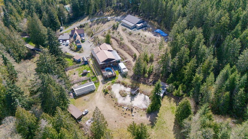 5720 Cowichan Lake Rd, Duncan, British Columbia (MLS 961140)