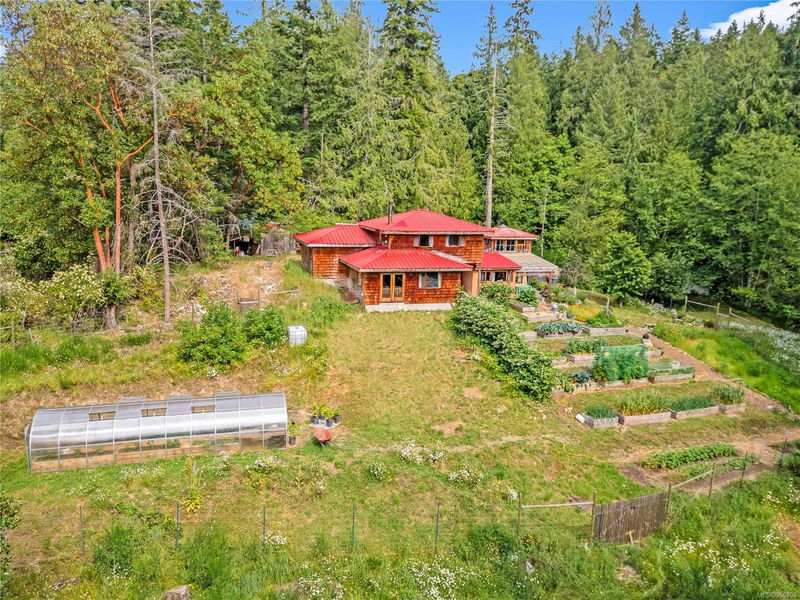 411 Reynolds Rd, Salt Spring, British Columbia (MLS 968800)