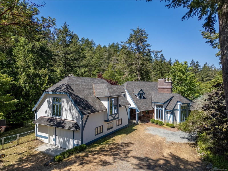 5422 Hooson Rd, Pender Island, British Columbia (MLS 971086)