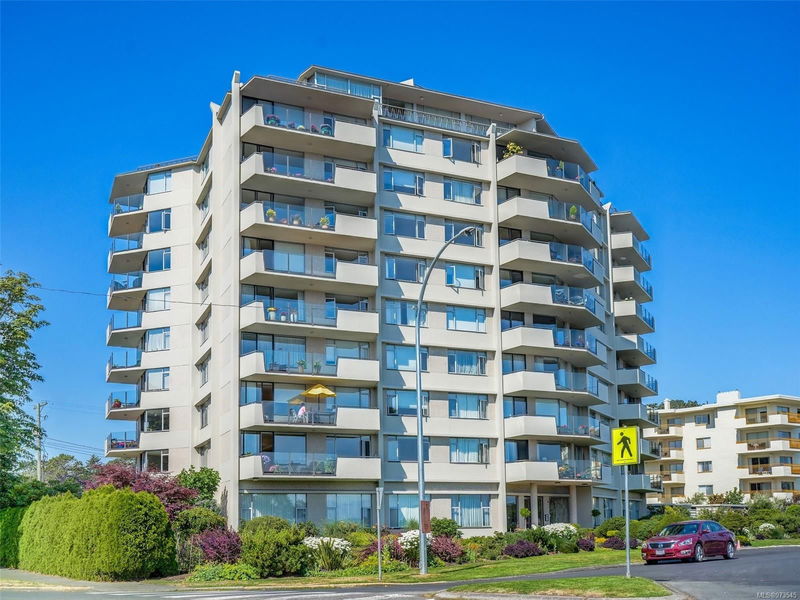 1420 Beach Dr #304, Oak Bay, British Columbia (MLS 973545)