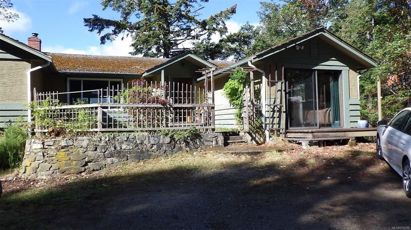 470 Reynolds Rd, Salt Spring, British Columbia (MLS 976298)