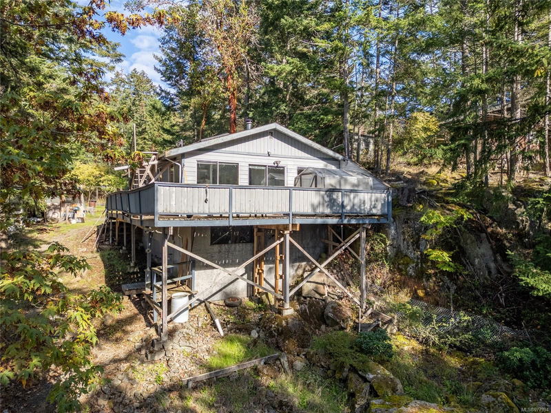 3743 Privateers Rd, Pender Island, British Columbia (MLS 977994)