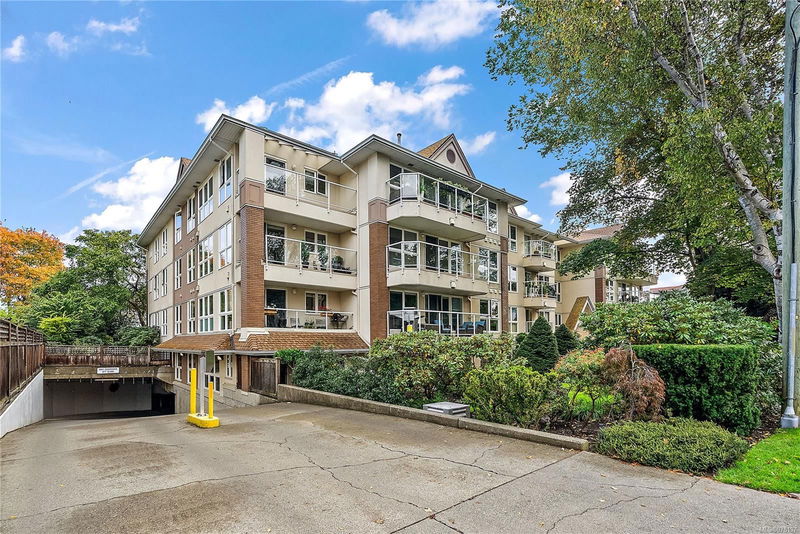 1501 Richmond Ave #305, Victoria, British Columbia (MLS 978197)